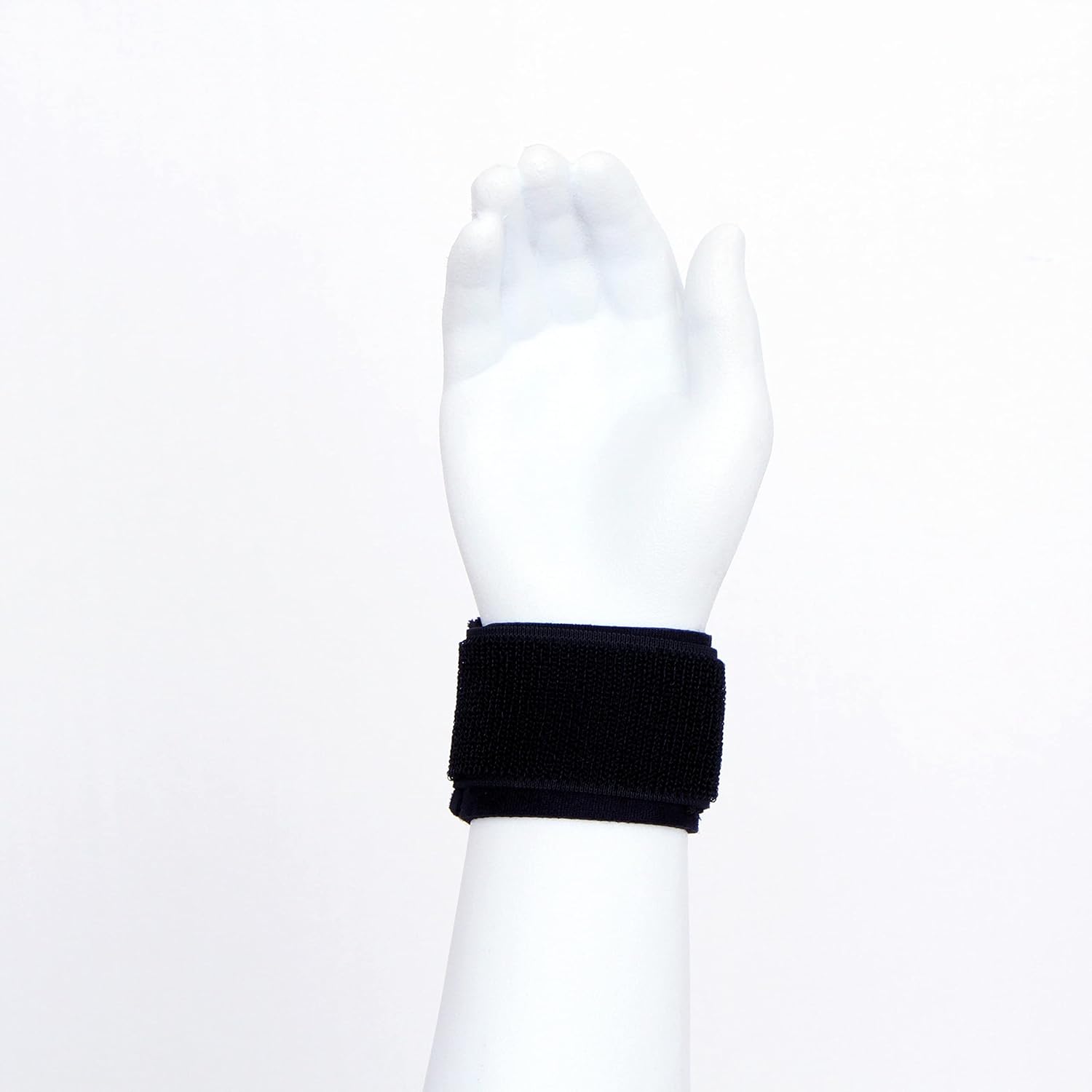AIVIN Adjustable Wrist Support (Black)  Exercise  Fitness